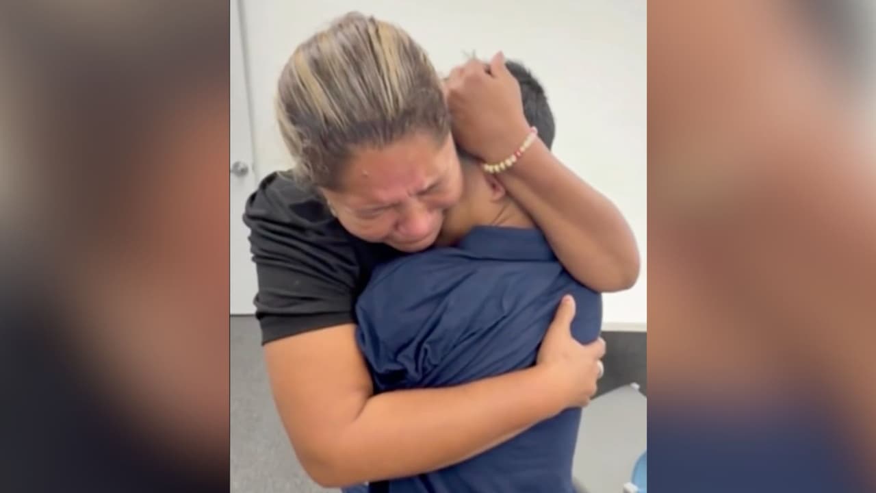 "Me fallaron, le fallaron a mi hijo": madre de niño con autismo que pasó 48 días en custodia federal