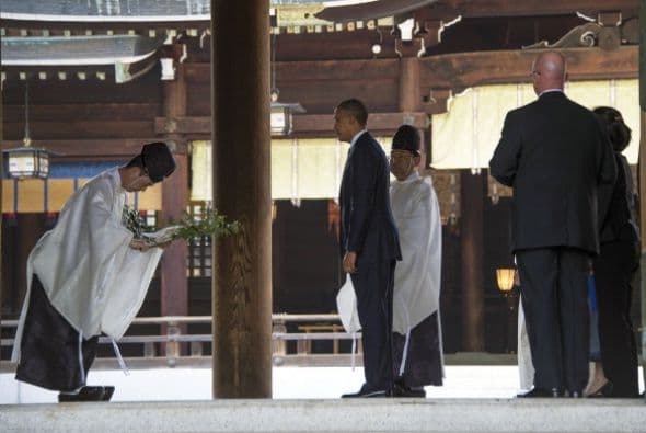 Imagen de Obama en el templo de Meiji.