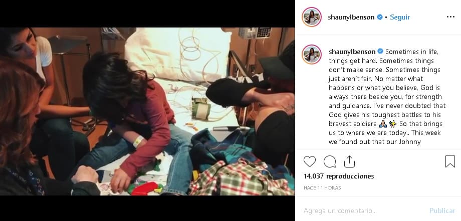 "A veces en la vida, 
<b>las cosas se ponen difíciles</b>. A veces las cosas no tienen sentido. A veces las cosas simplemente no son justas. No importa lo que pase o lo que creas, Dios siempre está a tu lado, en busca de fortaleza y guía".
<br>