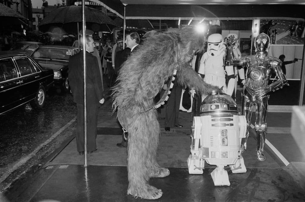 "Puso su corazón y alma en el papel de Chewbacca y se mostró en cada fotograma de las películas […] para él la familia 'Star Wars' significaba mucho más que un personaje de película".