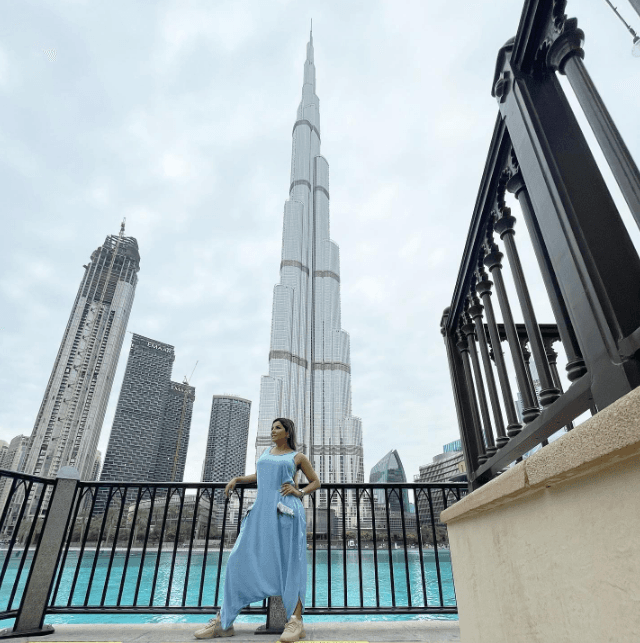 <b>Aleida Núñez inició sus vacaciones en Dubái</b>
<br>Con el reconocido Burj Khalifa a sus espaldas, Aleida compartió el comienzo de sus vacaciones en Dubái.