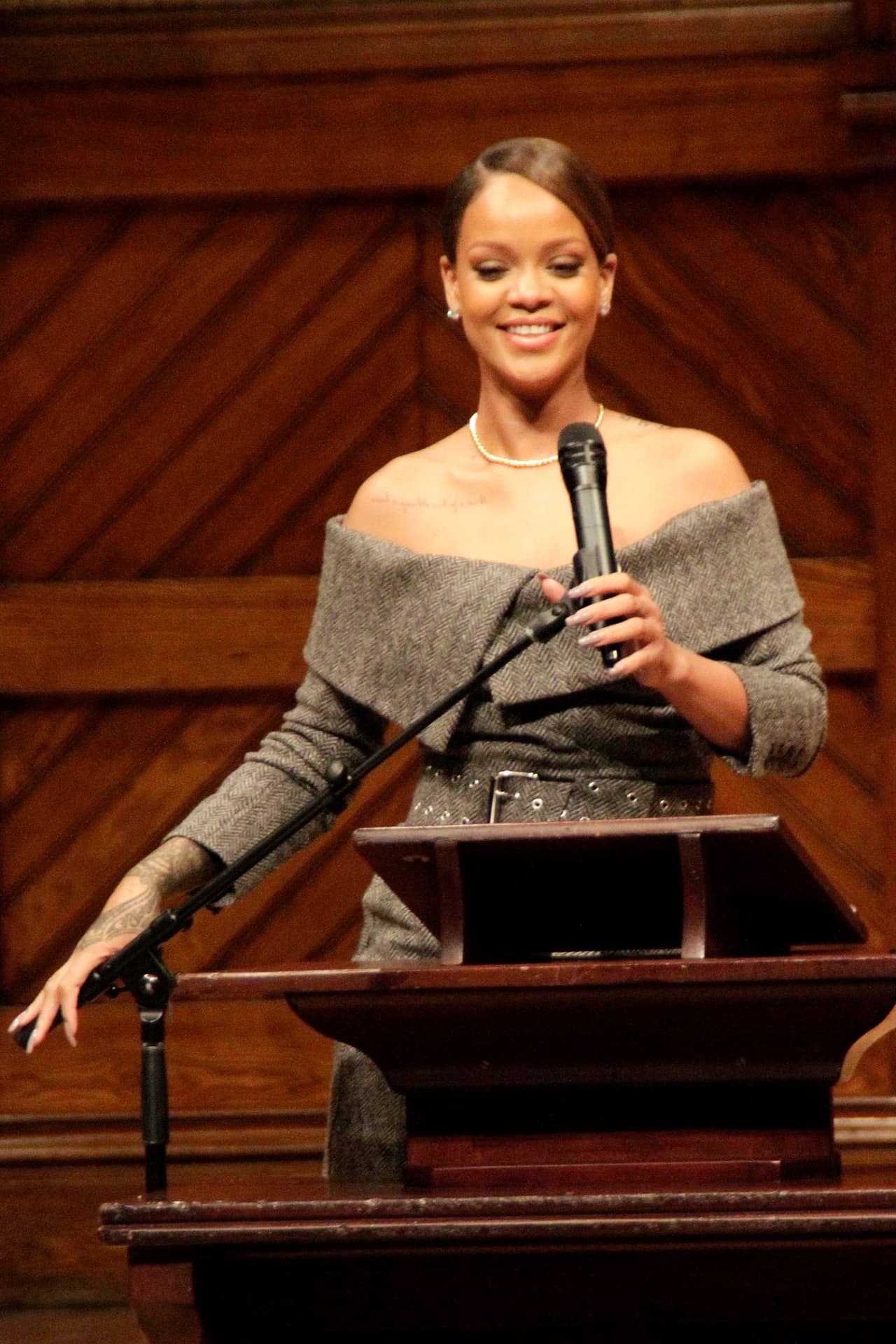 Photo © 2017 Instar Images/The Grosby Group Cambridge, Massachusetts, February 27, 2018. Pop star Rihanna is seen at Harvard's Sanders Theatre to receive the 2017 Humanitarian Award for her contributions in Barbados. Rihanna has charitably built a state-of-the-art center for oncology and nuclear medicine to diagnose and treat breast cancer at the Queen Elizabeth Hospital in Bridgetown, Barbados,î said Dr. S. Allen Counter, director of the Harvard Foundation, in a statement.