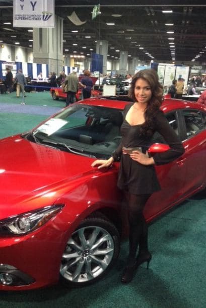 Marisela regresó a casa feliz de haber tenido la oportunidad de asistir al auto show en Washington y sentir el calor de su gente. La reina se divirtió tomándose fotos con sus admiradores y repartiendo autógrafos.