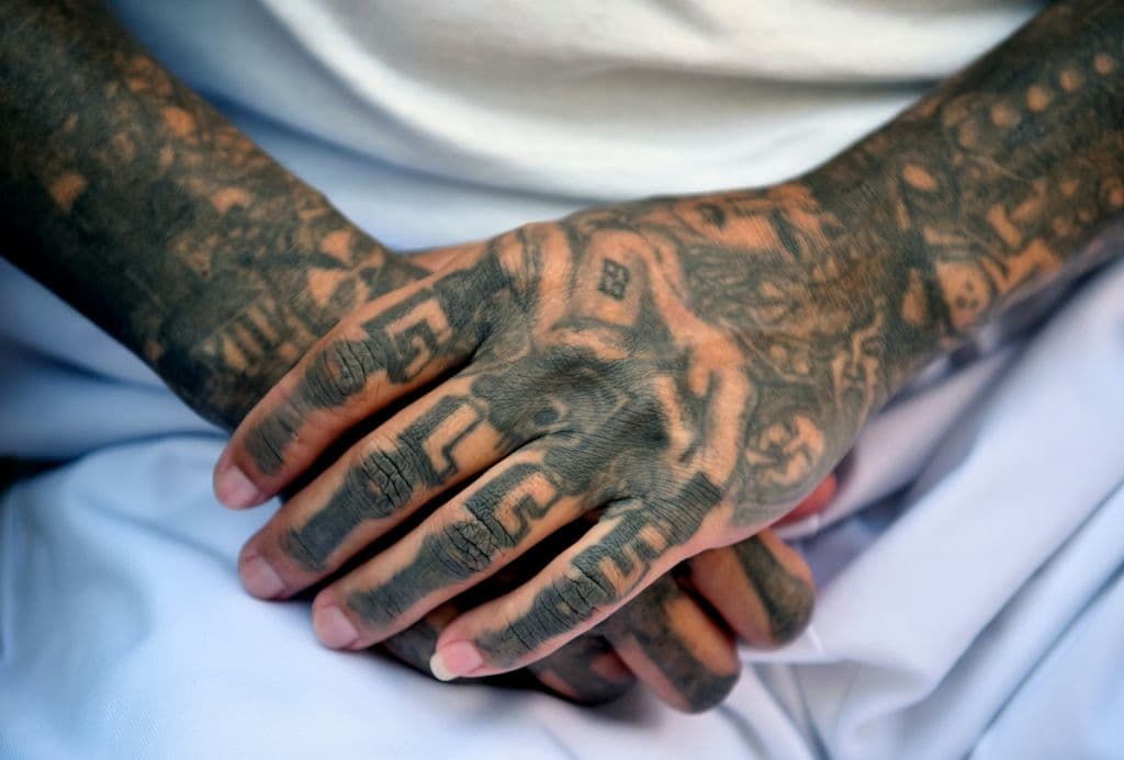La MS-13 lo asesinó porque creía que era gay: la regla homofóbica que la Mara lleva al extremo