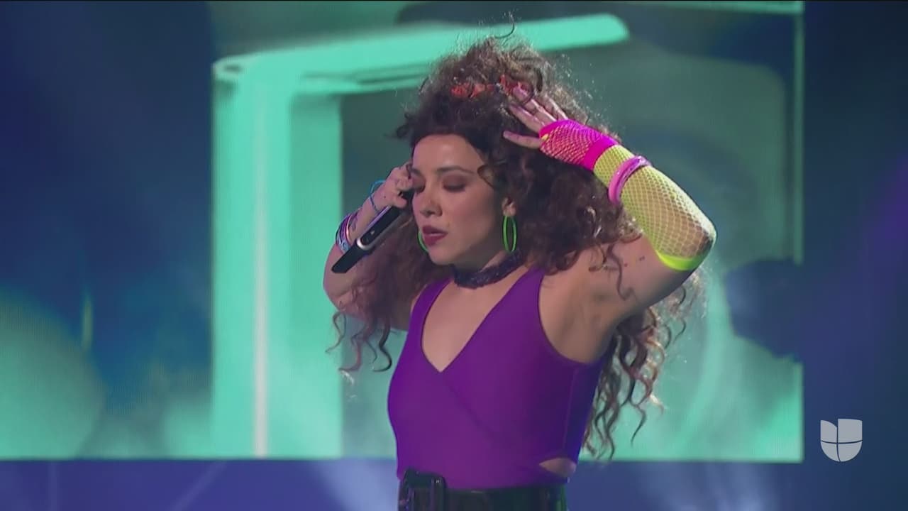 Luigui José se enfrentó a Joss Borráz, imitadora que fue salvada por el jurado en la cuarta gala, y quien esta ocasión se presentó caracterizada como Gloria Trevi.