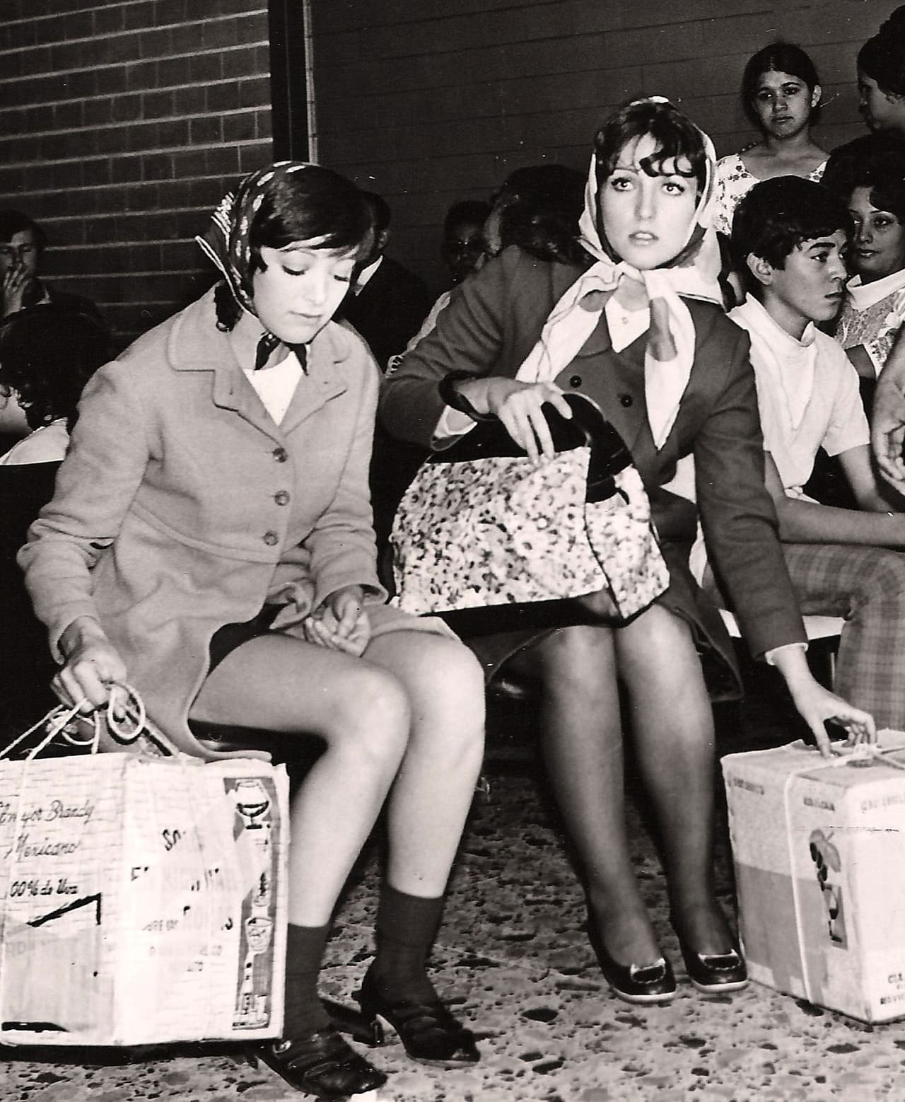 En la década de los 80 Silvia Pinal y Sylvia Pasquel tuvieron un enfrentamiento que las llevó a dejarse de hablar por algún tiempo. ¿La razón del alejamiento? La relación que ambas tuvieron con el empresario Fernando Frade.