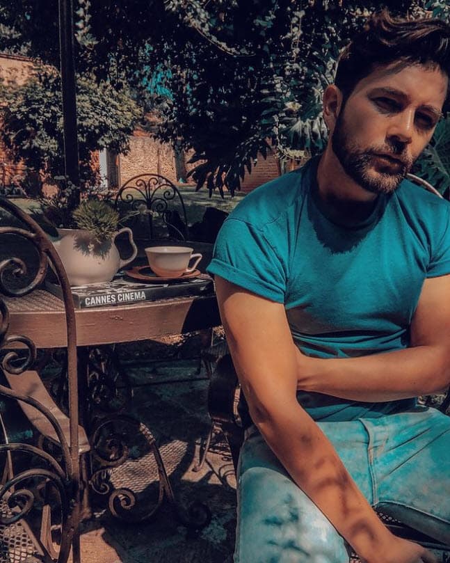 Fernando Noriega tiene 41 años, es originario de León, Guanajuato. En cine filmó las películas 'Where the Road Meets the Sun' y 'Nothing Against Life', solo por mencionar algunas.
<br>