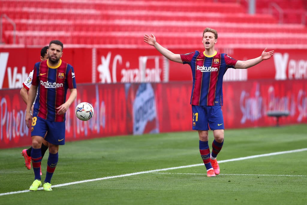 Ousmane Dembélé abrió el marcador a los 29’ de juego y Lionel Messi (85’) selló el resultado hacia la recta final del compromiso. Los blaugranas, con 53 unidades, superan momentáneamente al Real Madrid y se ponen a dos unidades del líder de la competición.