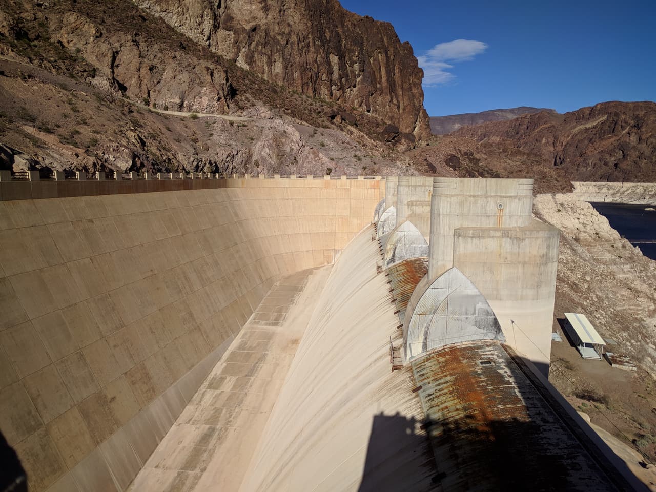 36 millones de personas en EEUU podrían tener problemas de agua antes de lo que creen (y no todos están preparados)
