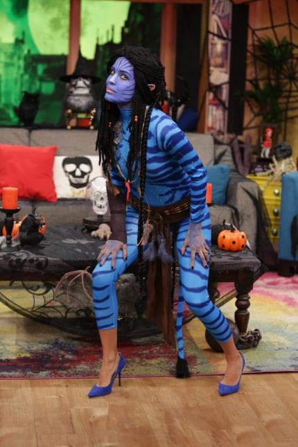 Los tonos azules, celestes y turquesas, las orejas puntiagudas y la cabellera similar a la de un Navi le quedaron espectaculares.