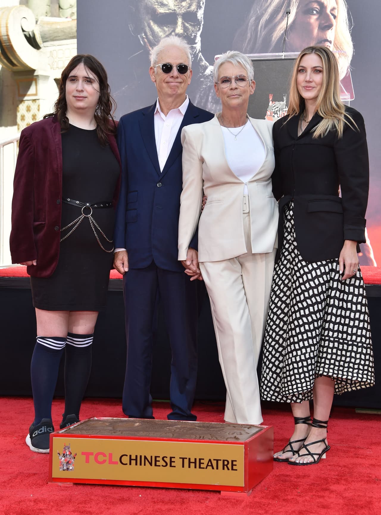 Jamie Lee Curtis y Christopher Guest con sus hijas