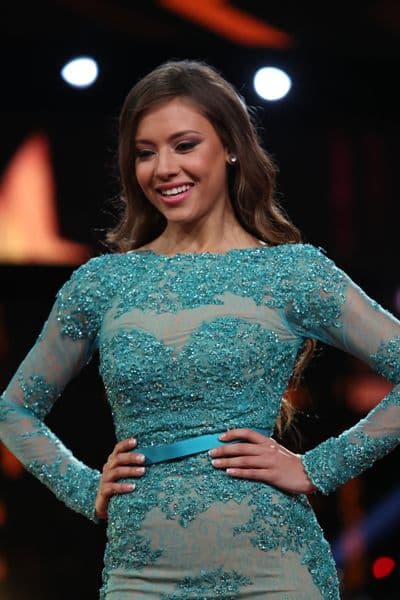 Los diamantes son los mejores amigos de las mujeres... Y si no, pregúntenle a las chicas de Nuestra Belleza Latina quienes desfilaron al son de uno de los temas más emblemáticos de Marilyn Monroe.