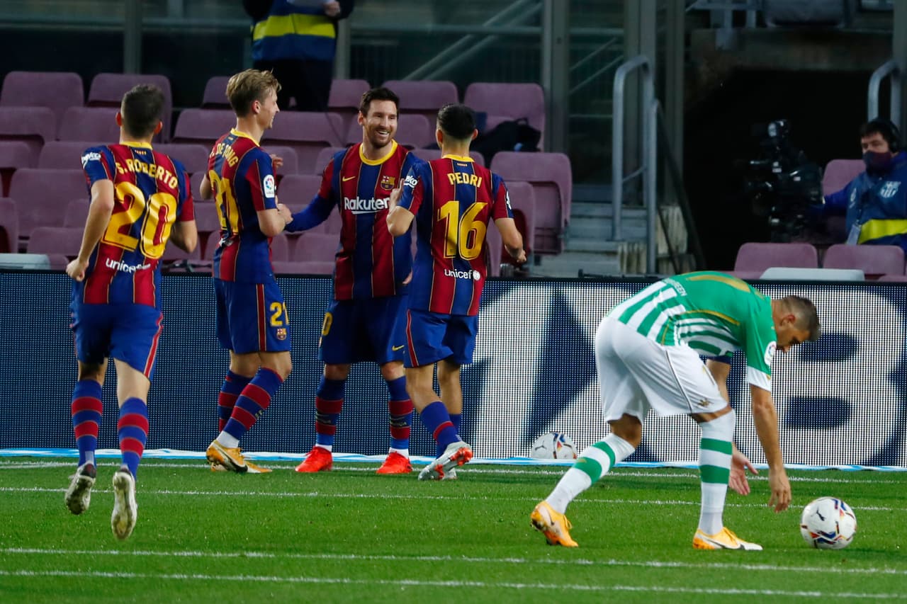 El astro argentino ingresó al inicio de la segunda mitad y su peso en la cancha fue fundamental para la goliza. | Dembélé abrió el marcador a los 22’ y Sanabria (45+2’) igualó el marcador. Griezmann (49’) falló un penal en la primera mitad, pero comenzando la parte complementaria ‘se sacó la espina’. Messi (61’) creció la ventaja cobrando una pena máxima y Morón (73’) nuevamente descontaba. Hacia el final del partido, el astro argentino (82’) hizo el cuarto para los culés. Pedri (90’) puso la 'cereza en el pastel'.