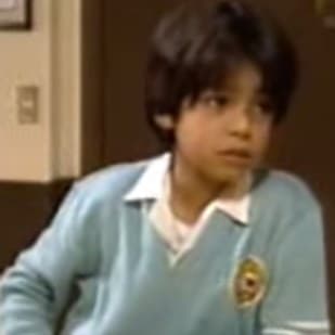 ¿Recuerdas a 'Pablo Guerra'? Era el más tremendo de los alumnos por sus bromas pesadas.