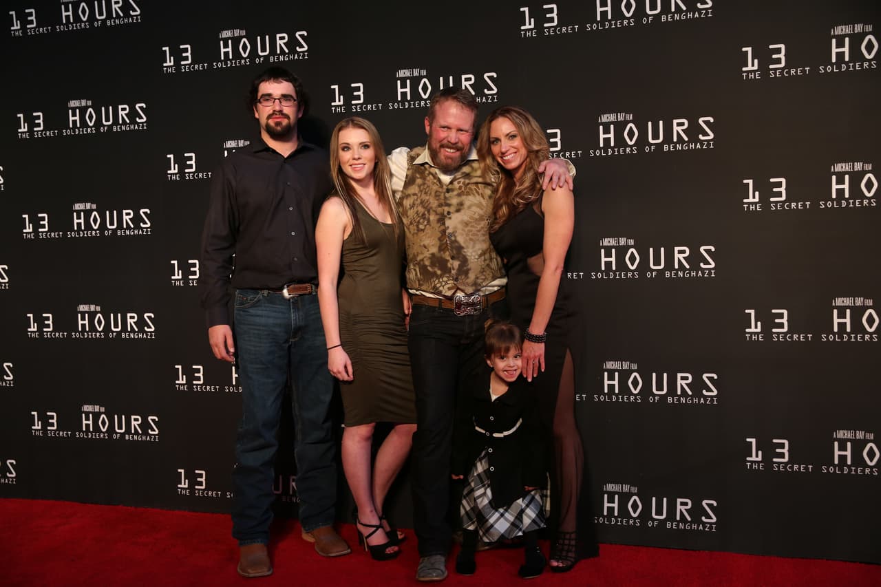 Película se proyectó en el AT&T Stadium en Arlington ante más de 25 mil espectadores