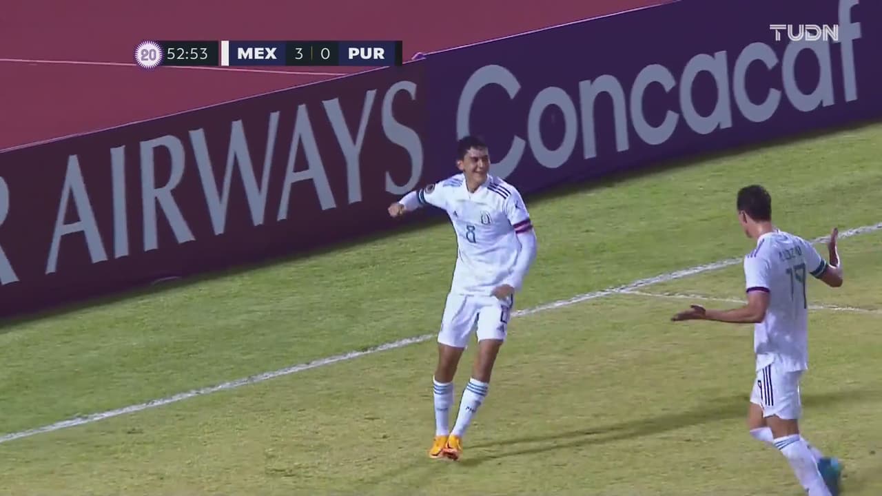 ¡Ya es goleada! Mariscal colabora marcando el 4-0 para México