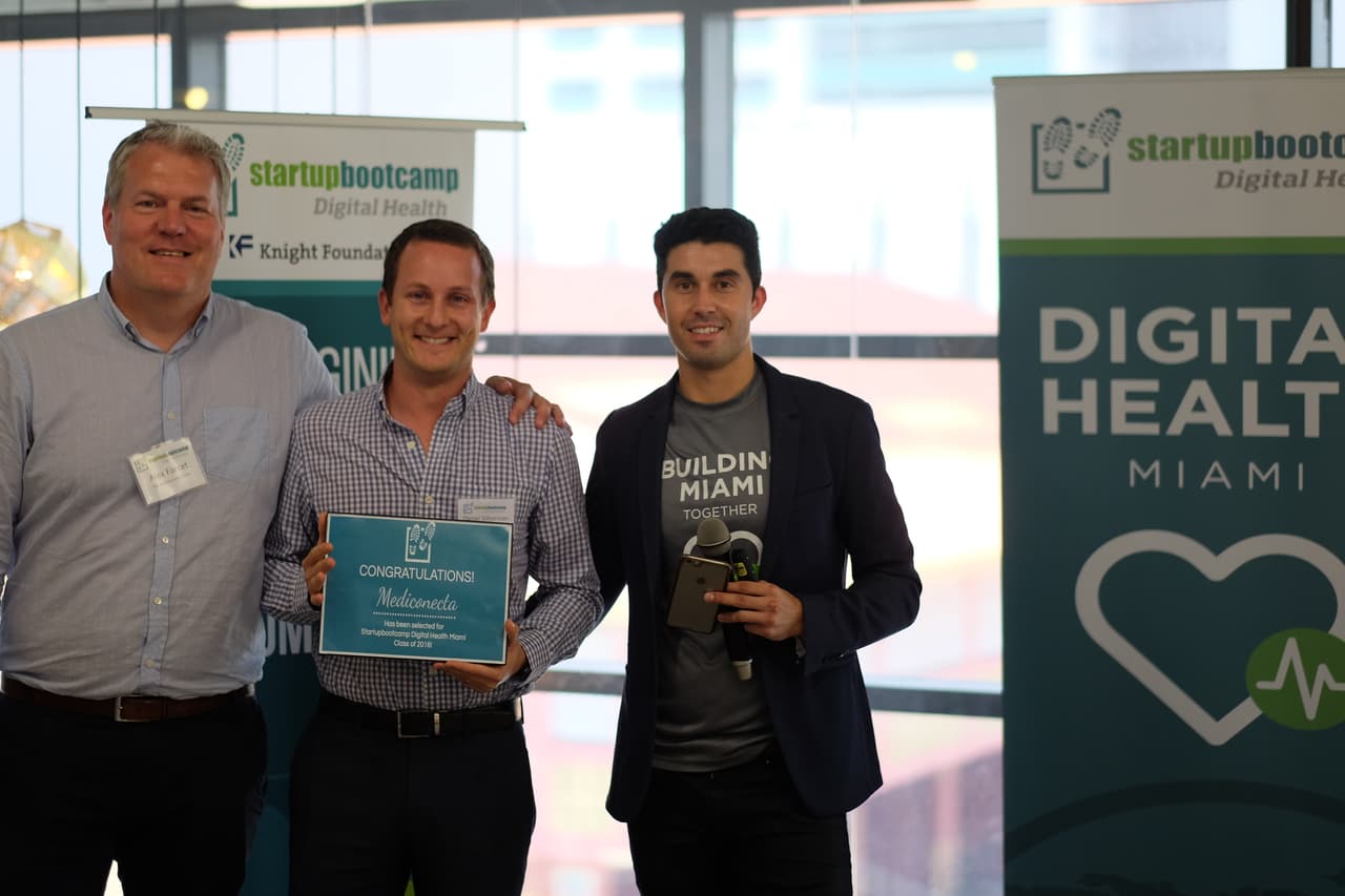 Alex Farcet, cofundador de Startupbootcamp, Daniel Silberman de Mediconecta y Christian Seale, del Startupbootcamp Digital Health de Miami.