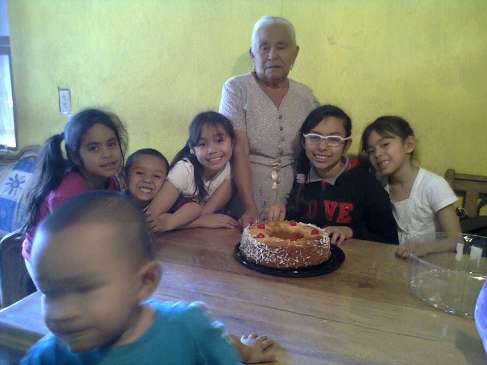 Radioescuchas del show enviaron fotos con sus abuelos.