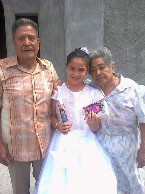 Radioescuchas del show enviaron fotos con sus abuelos.