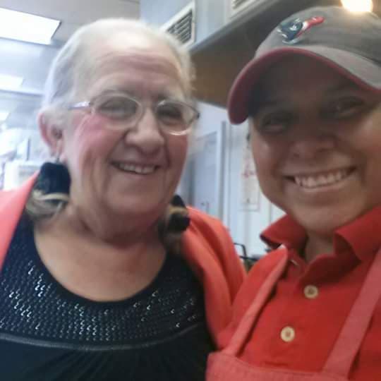 Radioescuchas del show enviaron fotos con sus abuelos.