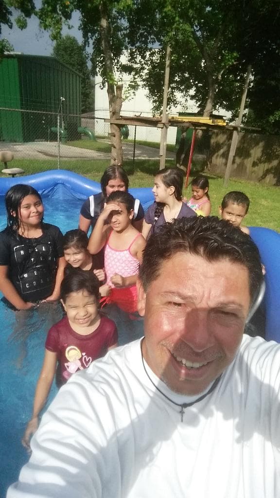 Radioescuchas del show enviaron fotos con sus abuelos.