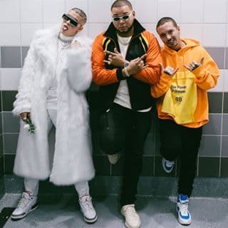 <b>El artista más oportuno:" </b>Hasta ahora es Bad Bunny", dice Édgar Semper y agrega: "Estábamos inventando un nuevo sonido cuando lo conocimos. Enseguida nos llamó la atención su estilo de vestir y de letra porque era diferente a todo lo que había".