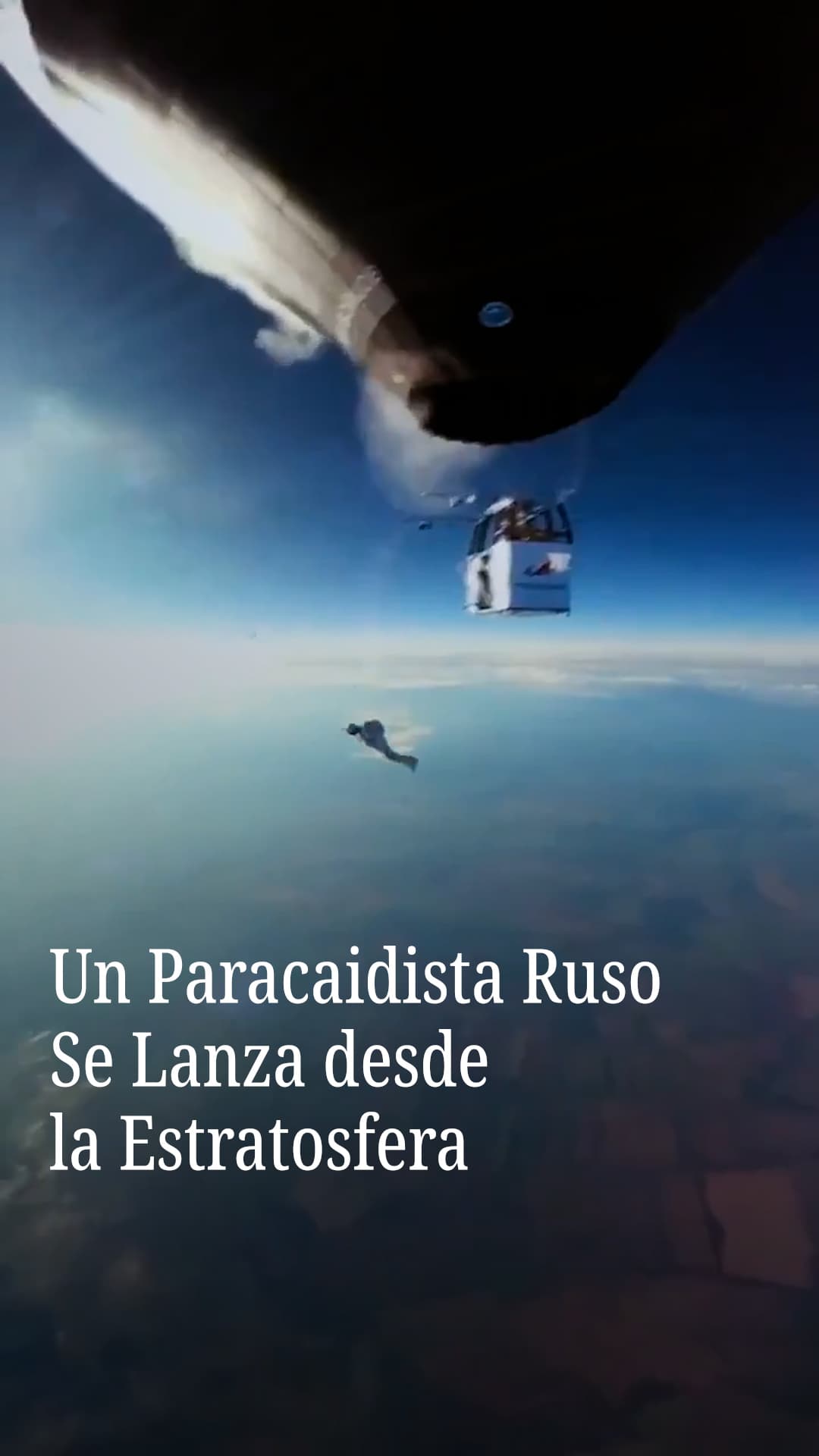 Un paracaidista ruso se lanza desde la estratosfera