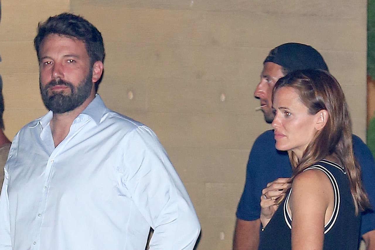 Ben Affleck y Jen Garner salieron a otra cena amistosa.