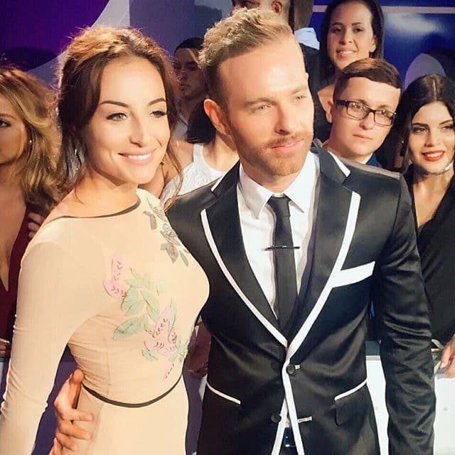 Días después de que la actriz celebrara su cumpleaños número 32, Luis Ernesto Franco la sorprendió con una argolla matrimonial.