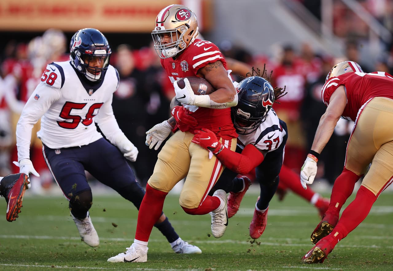 Los San Francisco 49ers desactivaron a los Houston Texans para vencerlos 23-7.