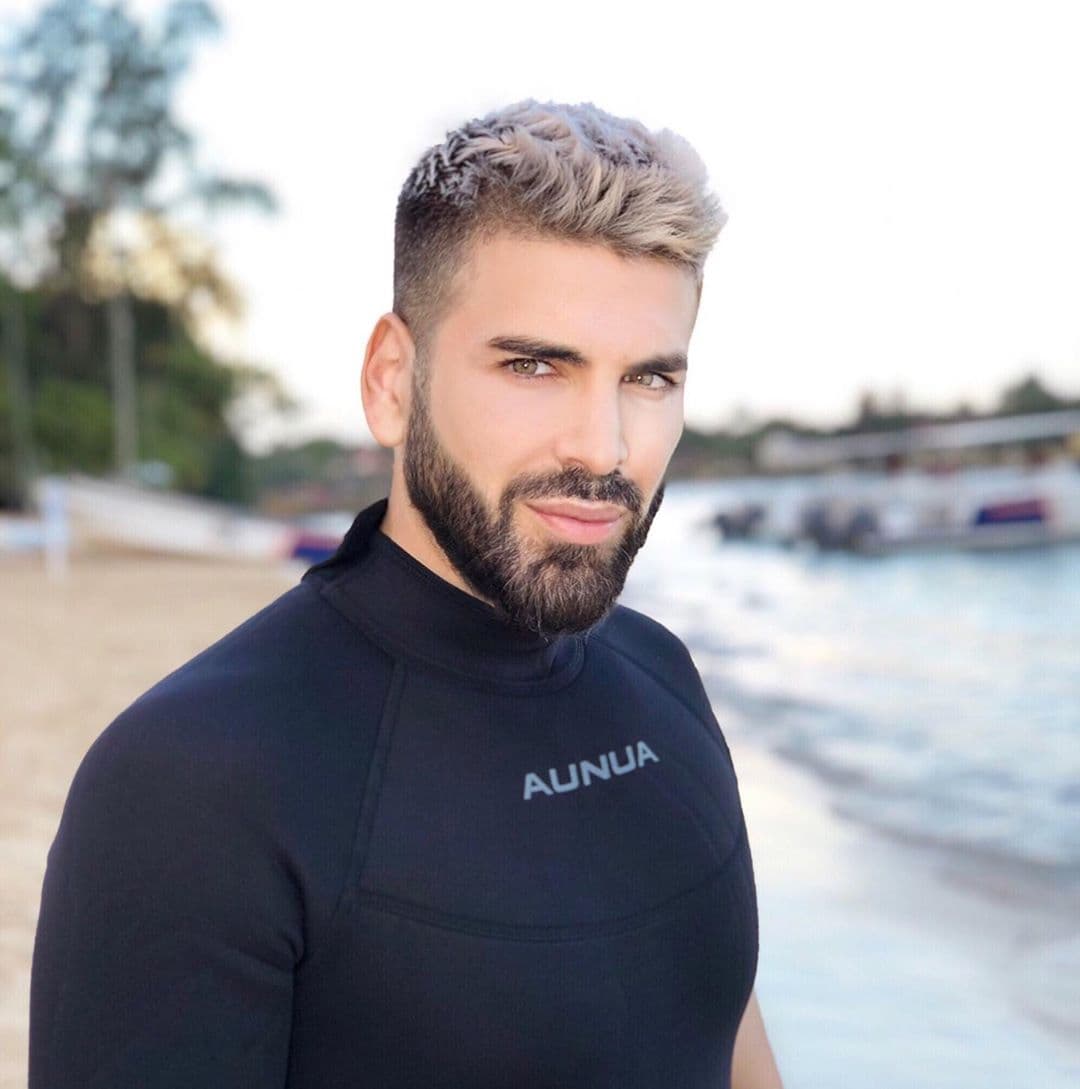 Por su parte, 
<a href="https://www.univision.com/shows/el-gordo-y-la-flaca/en-fotos-las-vacaciones-en-familia-de-jomari-goyso-en-la-republica-dominicana-fotos">Jomari Goyso</a> se relajó en el país que considera su segundo hogar: República Dominicana.