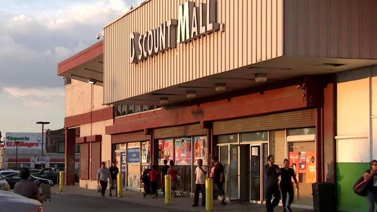 Discount Mall de La Villita seguirá abierto tras acuerdo a largo plazo