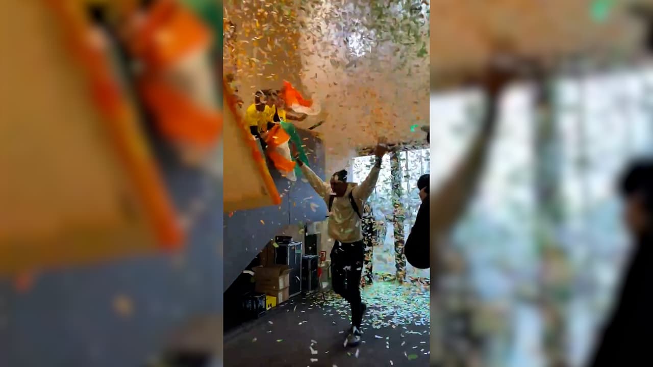 Dortmund da espectacular recibimiento a Haller, héroe y ejemplo de Costa de Marfil