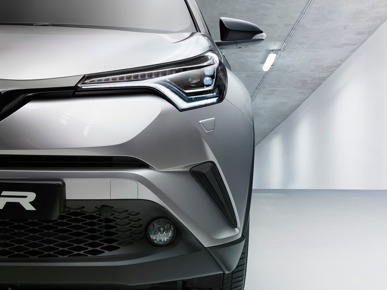 Para seducir a aquellos que no se sienten a gusto con los híbridos, Toyota ofrecerá una con motor turbo de 1.2 litros que entrega 115 HP