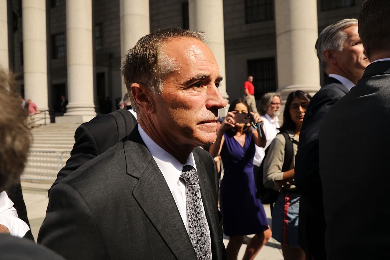 Congresista republicano de Nueva York renuncia y se declarará culpable en caso de abuso de información privilegiada