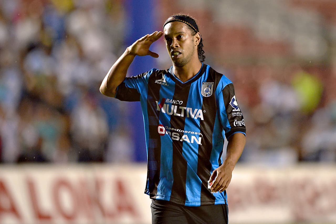 Ronaldinho se despide de México