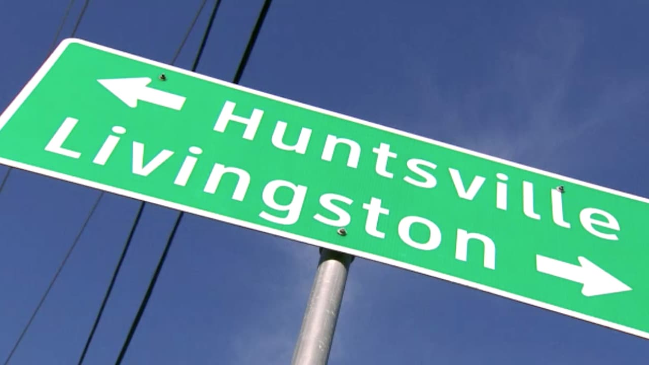 <b><a href="https://www.tdcj.texas.gov/death_row/dr_info/ramirezjohn.html" target="_blank">John Henry Ramírez</a></b> presentó una demanda para que Texas le permitiera a su pastor, Dana Moore, imponerle las manos mientras él recibía la 
<b><a href="https://www.univision.com/temas/inyeccion-letal">inyección letal</a></b> en la prisión en Huntsville, Texas, al norte de Houston