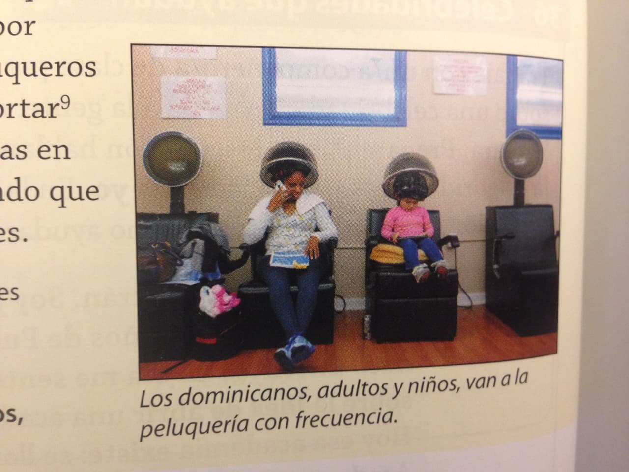 Dos libros de texto están plagados de visiones erradas sobre los hispanos.