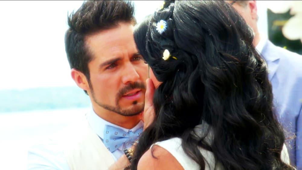 En Muchacha Italiana Viene a Casarse, Pedro le dio una gran sorpresa a Fiorella, pues sin que ella se diera cuenta preparó todo para su boda.