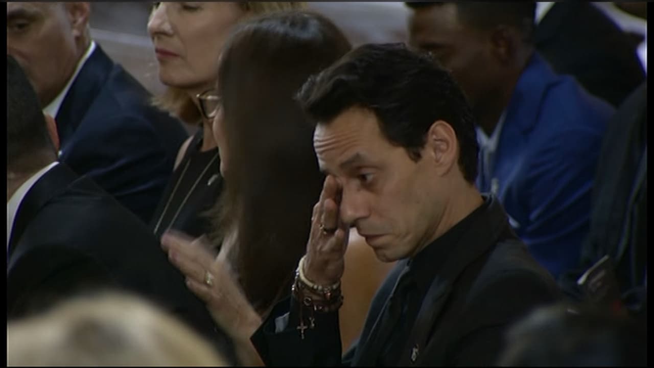 Marc Anthony asiste a los actos fúnebres del beisbolista José Fernández