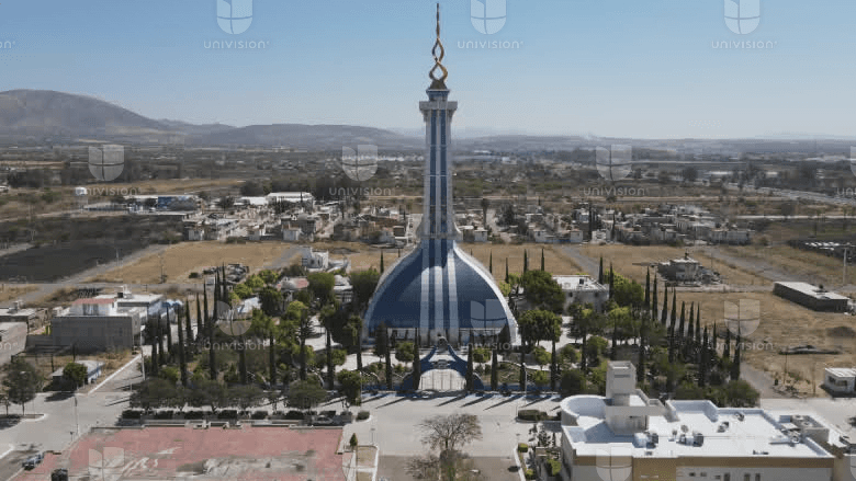 También en Silao, Samuel Joaquín fundó el fraccionamiento El Olivar, exclusivo para sus seguidores. En el centro de la colonia está el templo Torre de la Fe, el segundo más grande de la congregación, después del templo mayor en Hermosa Provincia.