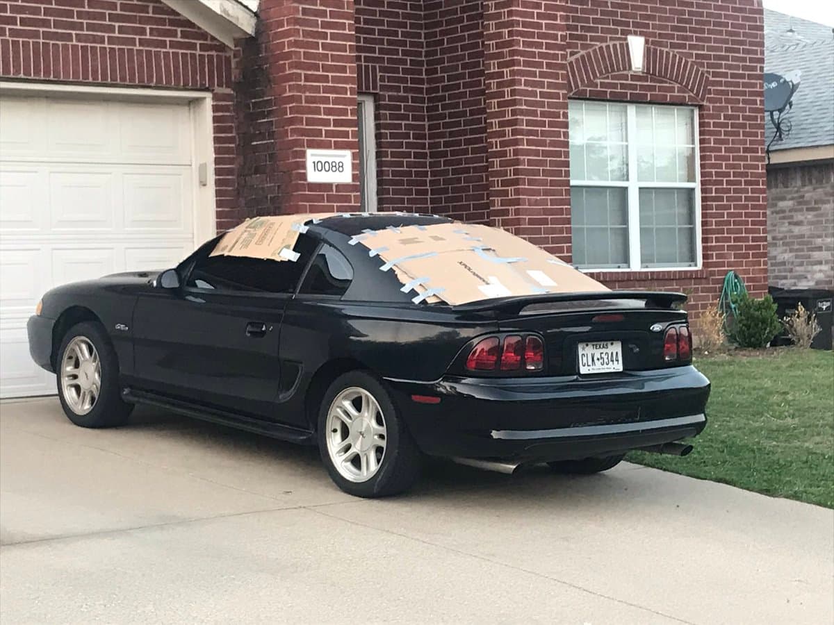 El cartón sobre los vidrios fue la alternativa de algunos.