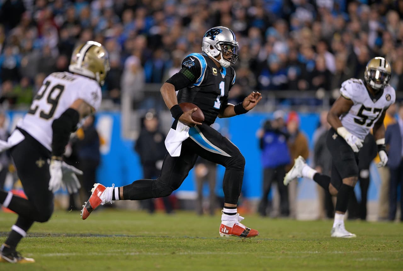 <b>Potencia y velocidad</b>
<br>Es un jugador tan alto como Tom Brady, pero con mayor habilidad, agilitad y velocidad de piernas, eso le permite no ser una presa fácil para los rivales.