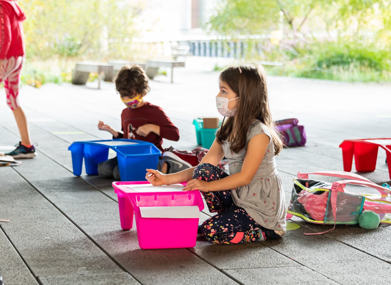 Ante el repunte del covid-19, así planea NYC proteger a los estudiantes en las escuelas