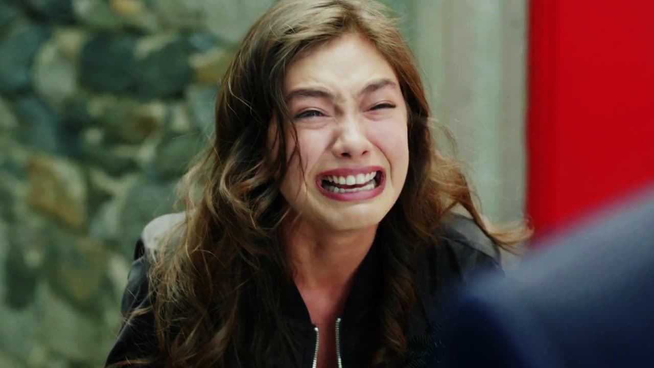 Al mismo tiempo, Nihan se enteraba de la muerte de su hermano, y culpó a Kemal de su fallecimiento, quien fue condenado a un año de cárcel por el ataque contra su enemigo.