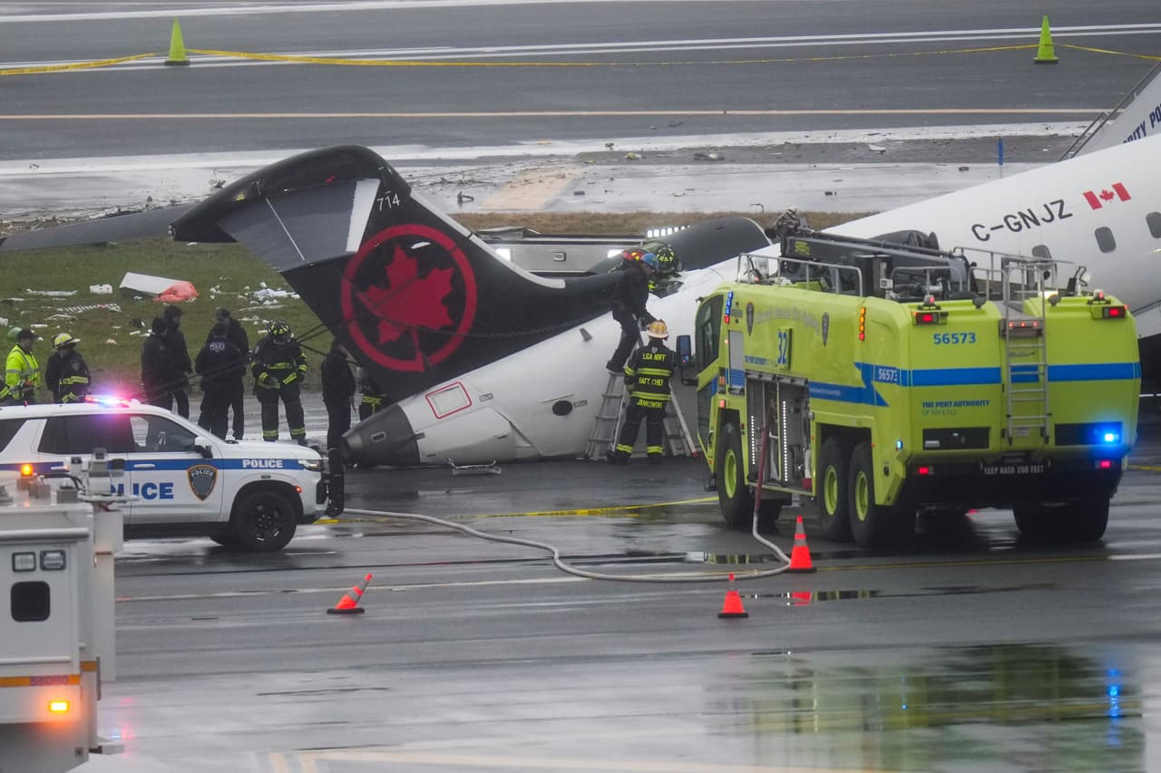 Accidente en LaGuardia: Fallos de comunicación y tecnología influyeron en choque fatal