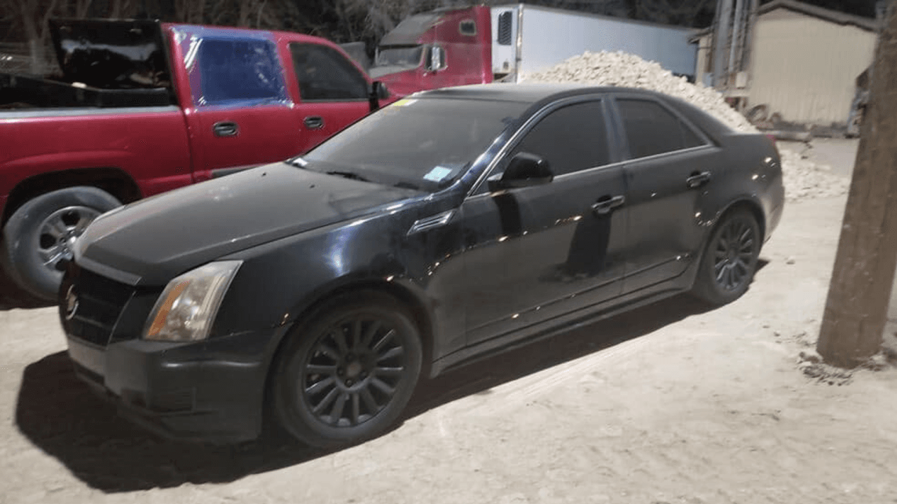 Los vehículos han sido incautados por la policía y ahora forman parte de una subasta pública.