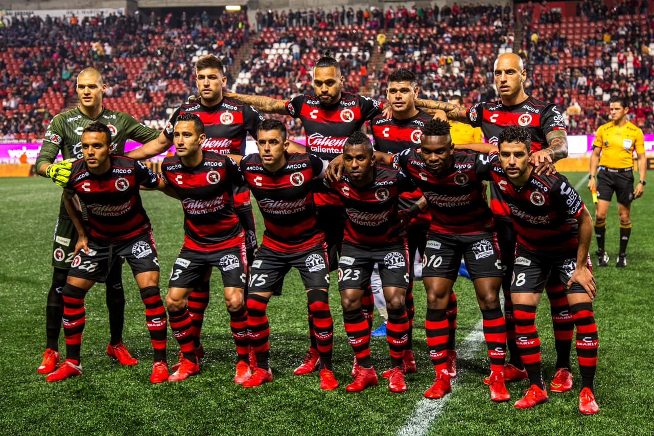 Óscar Pareja lució con su cuadro 'de lujo' ante Rayados.