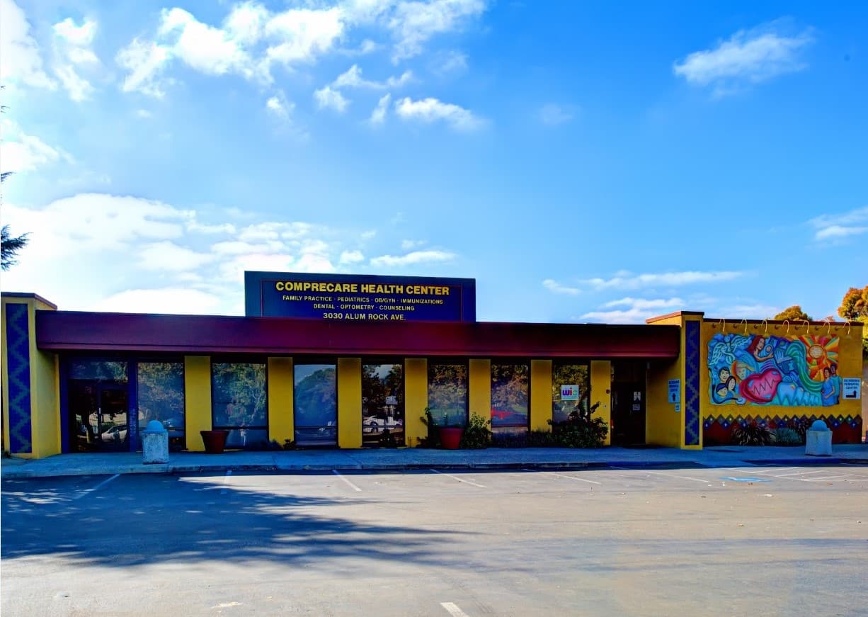 Los centros de salud comunitarios fueron creados a fines de los años 60 para atender de los agricultores de estados mexicanos como Michoacán y Guanajuato.