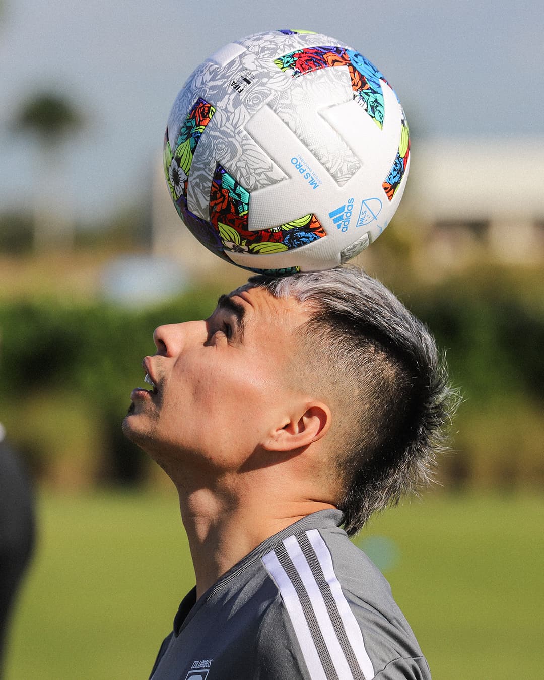 'Zela' aprueba el nuevo balón oficial de la MLS para la temporada 2022.